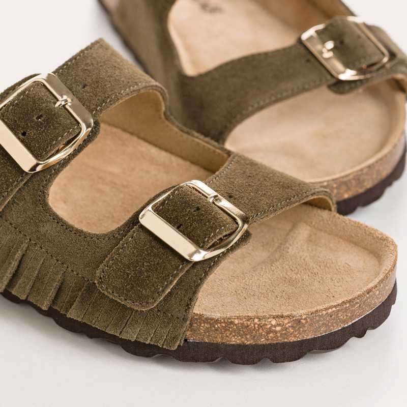 REQINS MULES NILAH KAKI