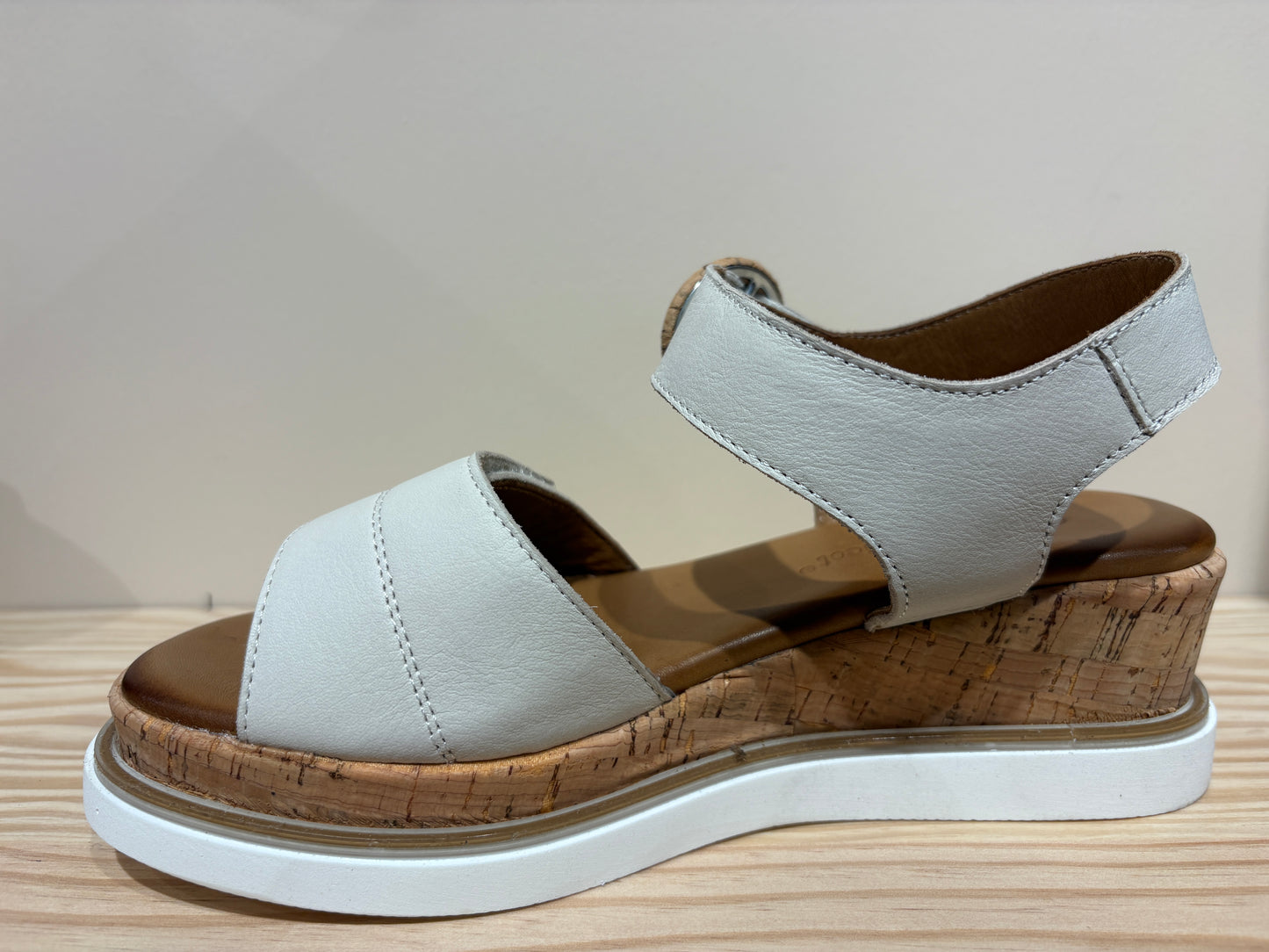 COCO APRICOT COCONUT MOCCASIN