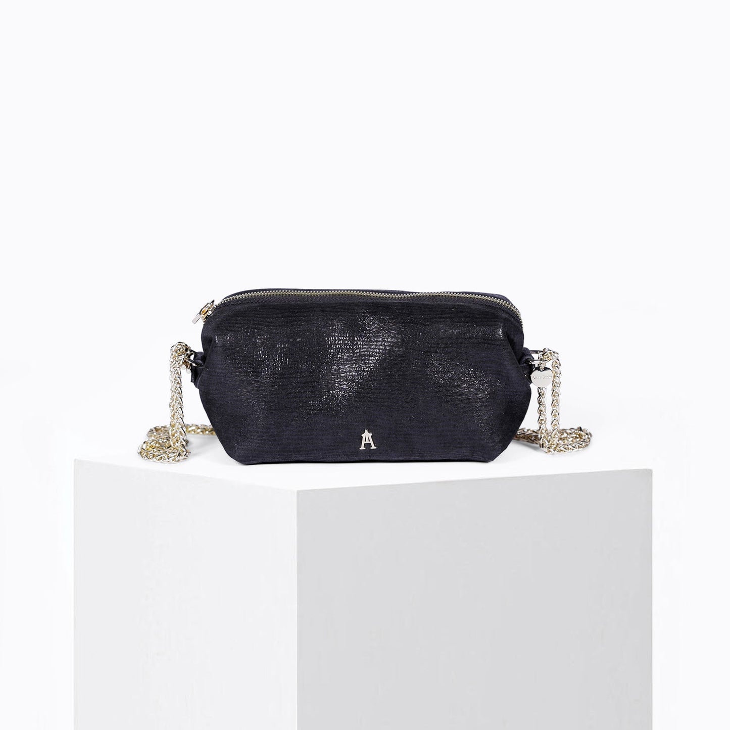 Pochette Nuage Gotham Noir Craie Studio