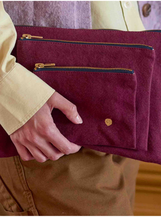 POCHETTE PLATE ‘IONA WINE’ M (Copie)